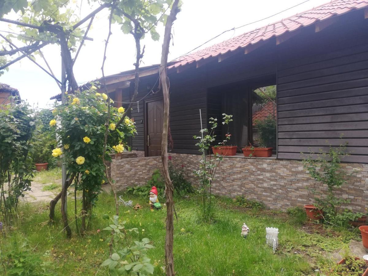 Вилла Quiet Nook House Калофер Экстерьер фото